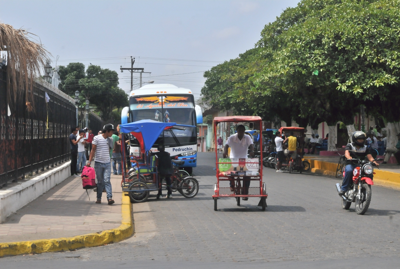 ./Rivas_Nicaragua_20140509_095033_C14_3280.jpg