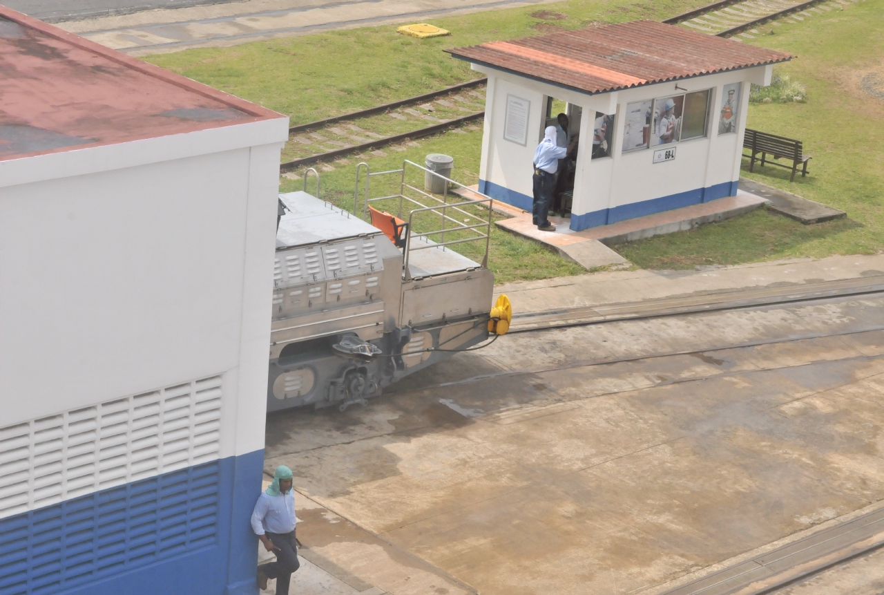 ./Panama_Canal_20140525_101230_C14_2546.jpg