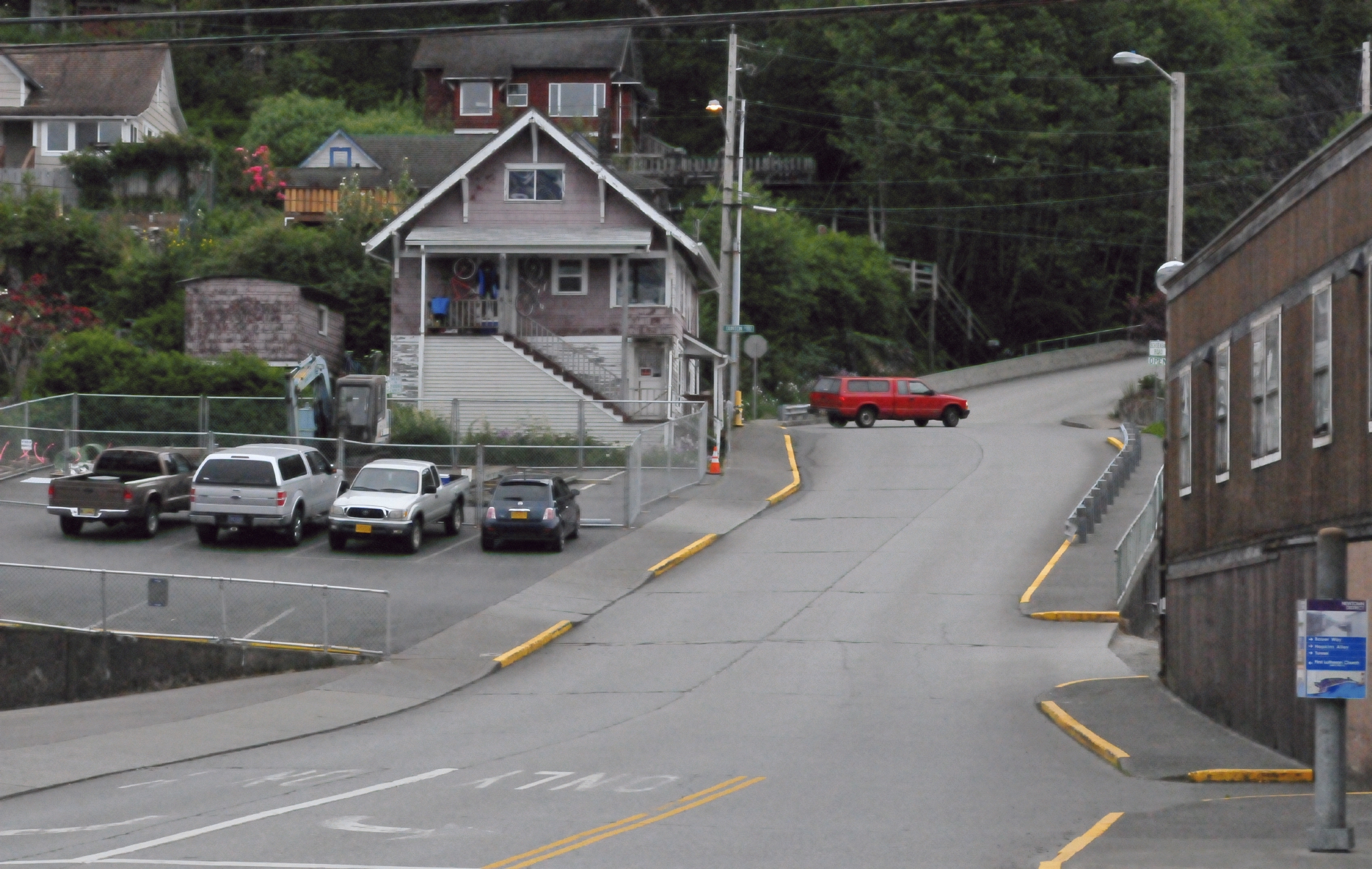 ./Ketchikan_Alaska_20150602_083638_C15_1447.jpg