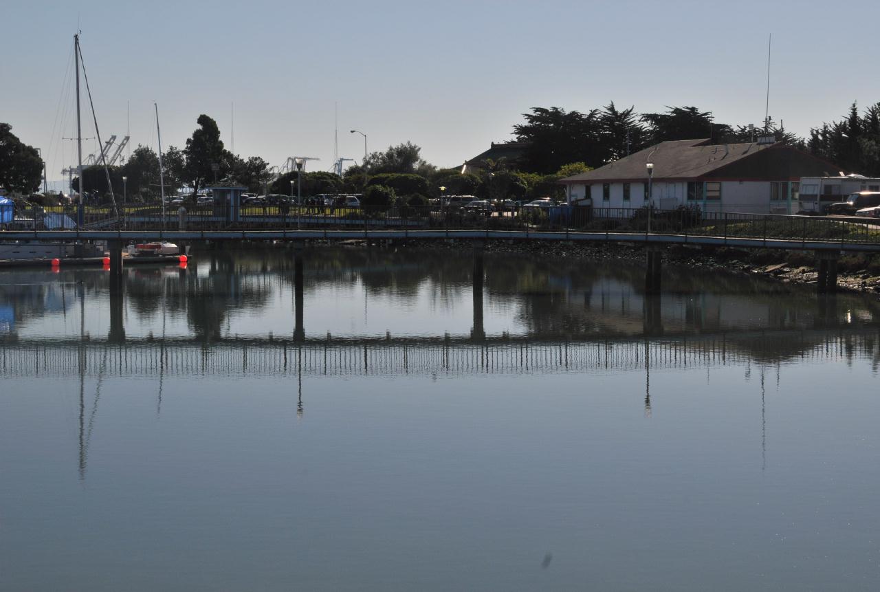 ./EmeryvilleMarina20090201_22_135656_8762BCX.jpg