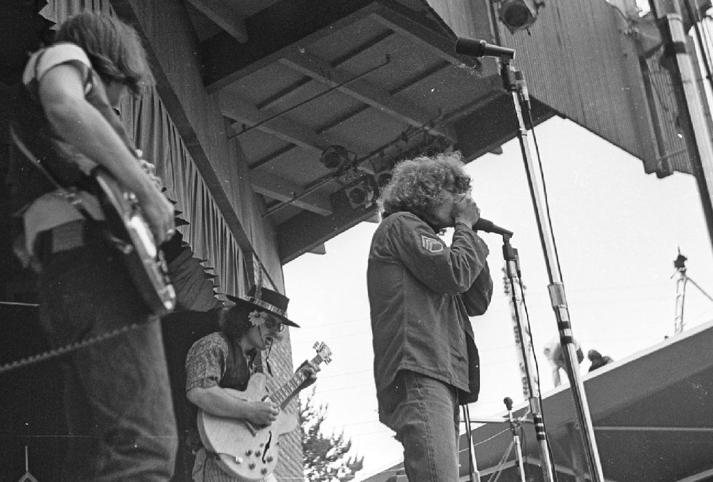 ./MontereyPop1967_09.jpg