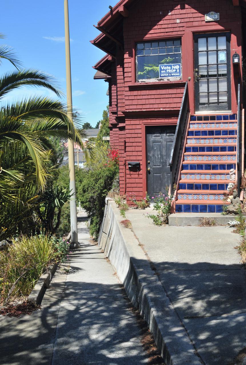 ./Stairways24BernalHeightsSF_25_20090812_141834_7902BCX.jpg