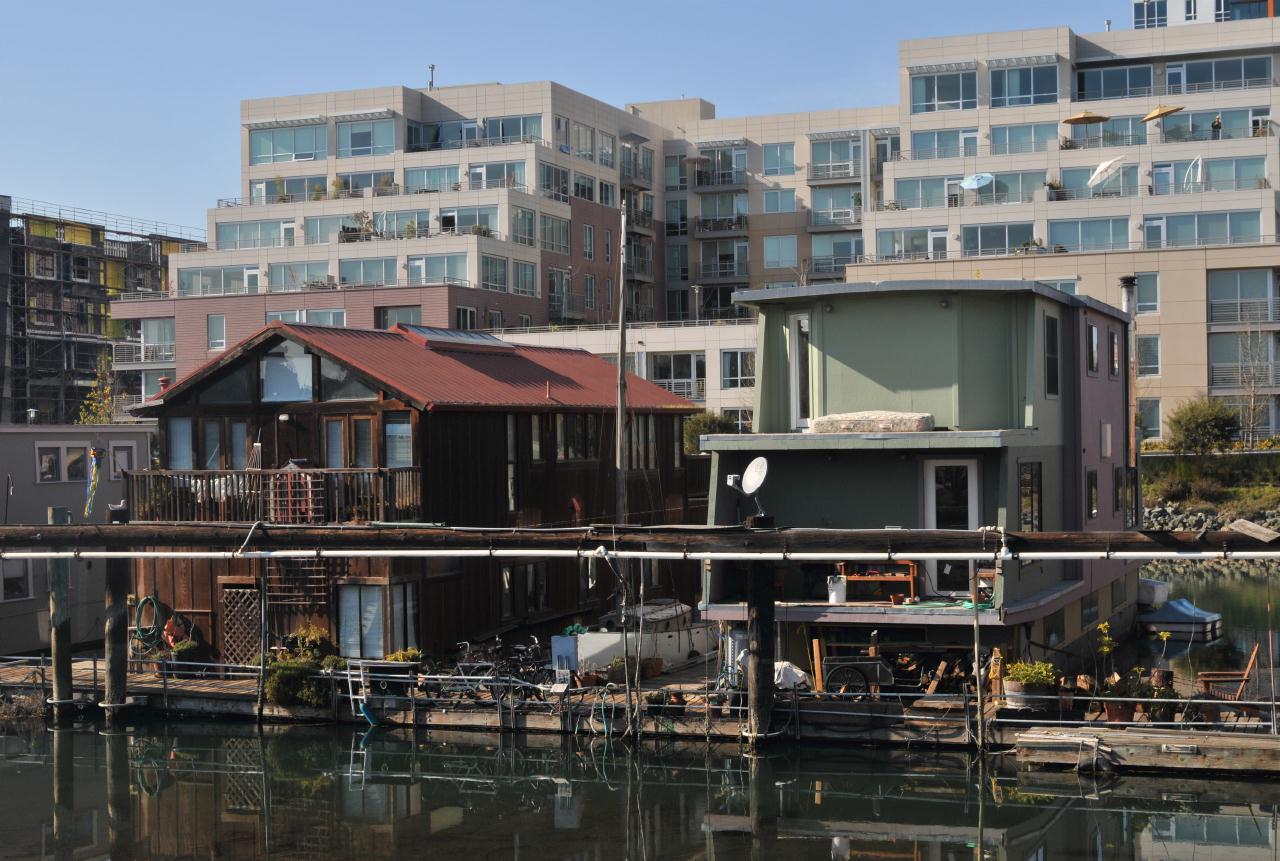 ./SFHouseBoats20090203_13_141800_8820BCX.jpg