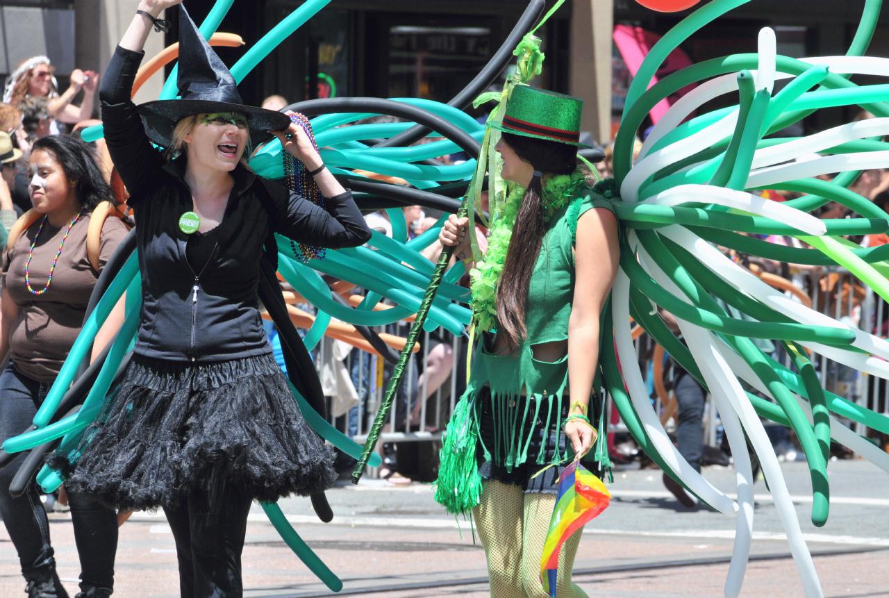 ./Pride_Parade_20110626_132623_B11_6496.jpg