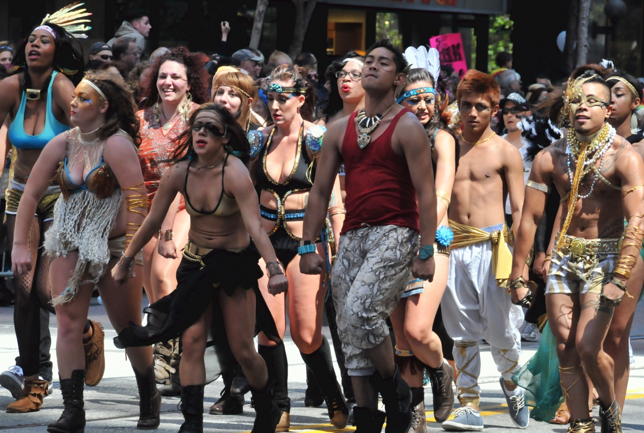 ./Pride_Parade_San_Francisco_20120624_110750_B12_6040.jpg