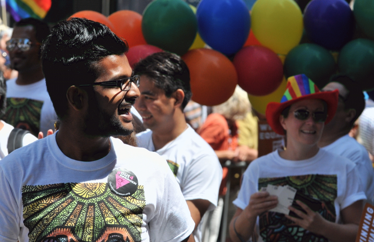 ./San_Francisco_LGBT_Pride_Parade_20130630_113450_B13_6056.jpg