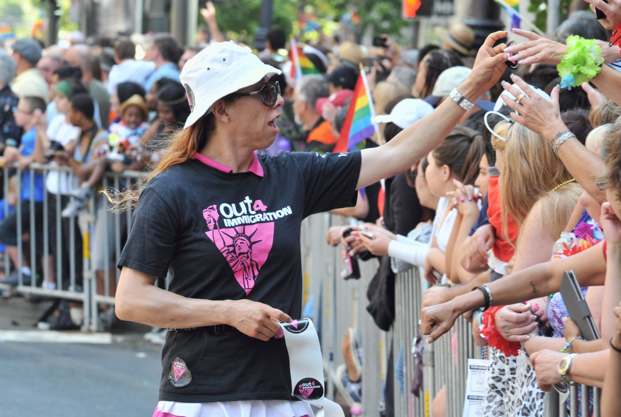 ./San_Francisco_LGBT_Pride_Parade_20130630_114648_B13_6159.jpg