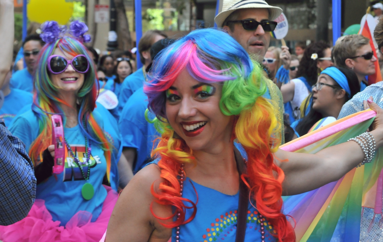 ./San_Francisco_Pride_Parade_20140629_113058_C14_6220.jpg