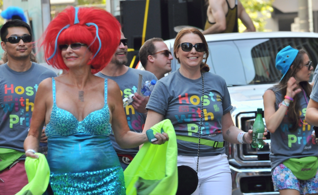 ./San_Francisco_Pride_Parade_20140629_110516_B14_0941.jpg