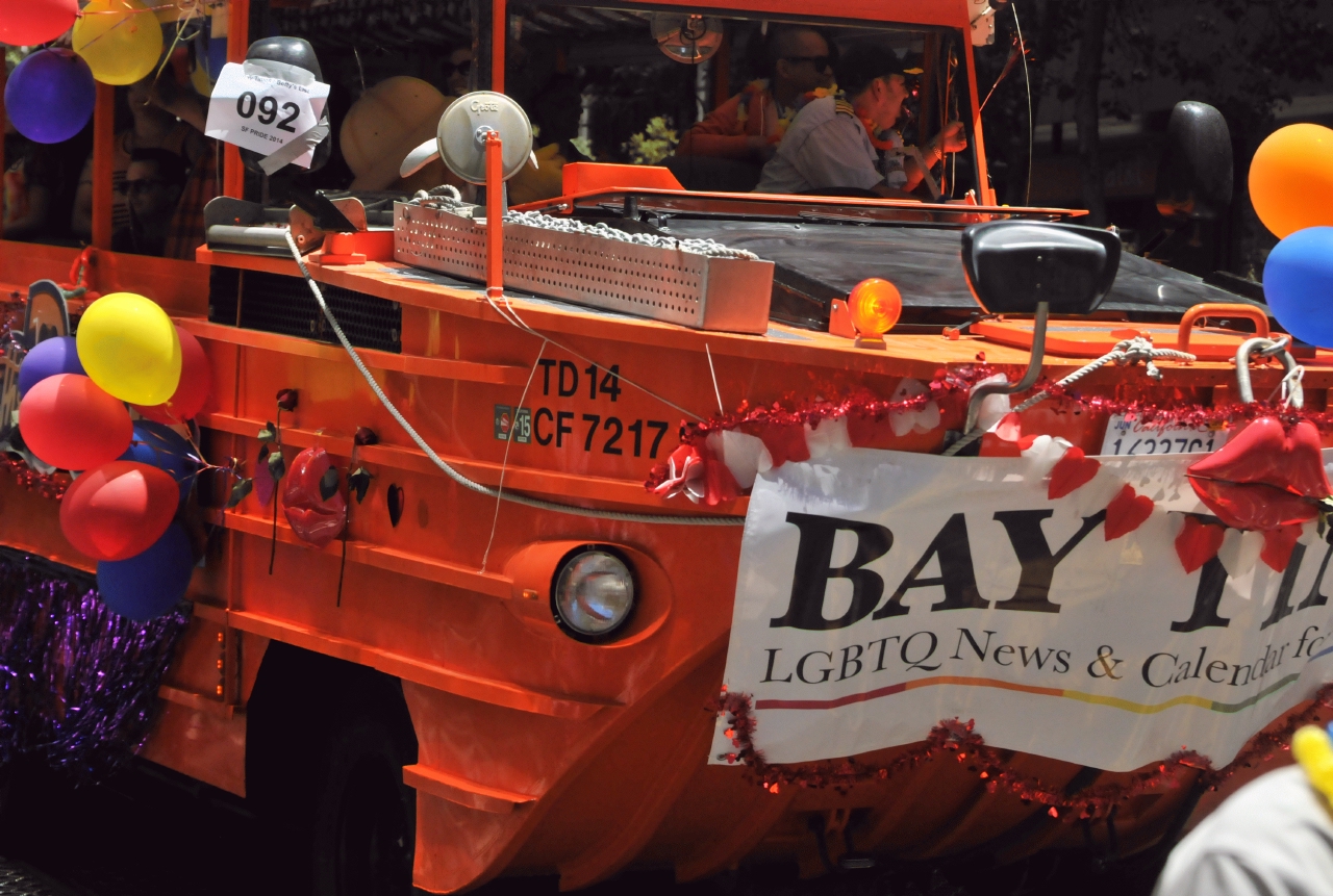 ./San_Francisco_Pride_Parade_20140629_123736_C14_7049.jpg