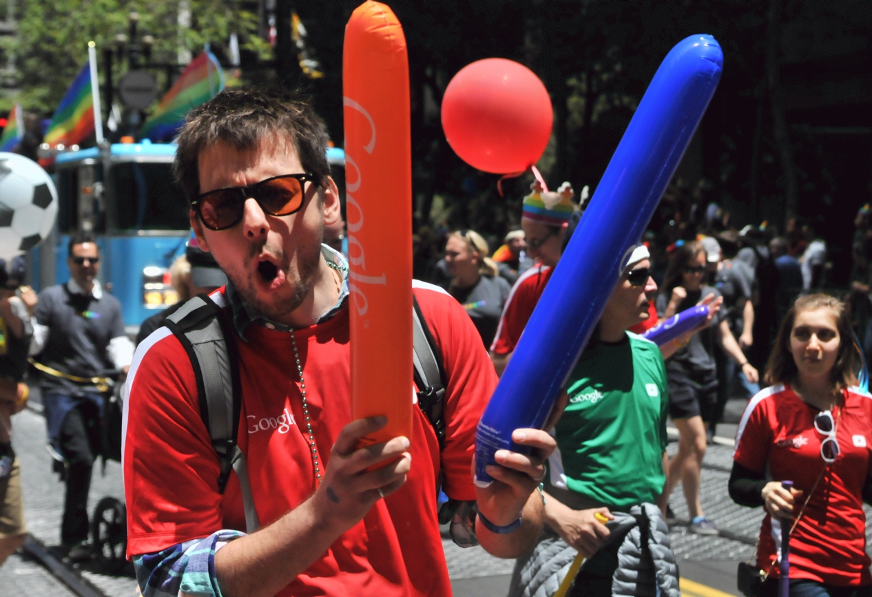 ./San_Francisco_Pride_Parade_20140629_130740_C14_7326.jpg