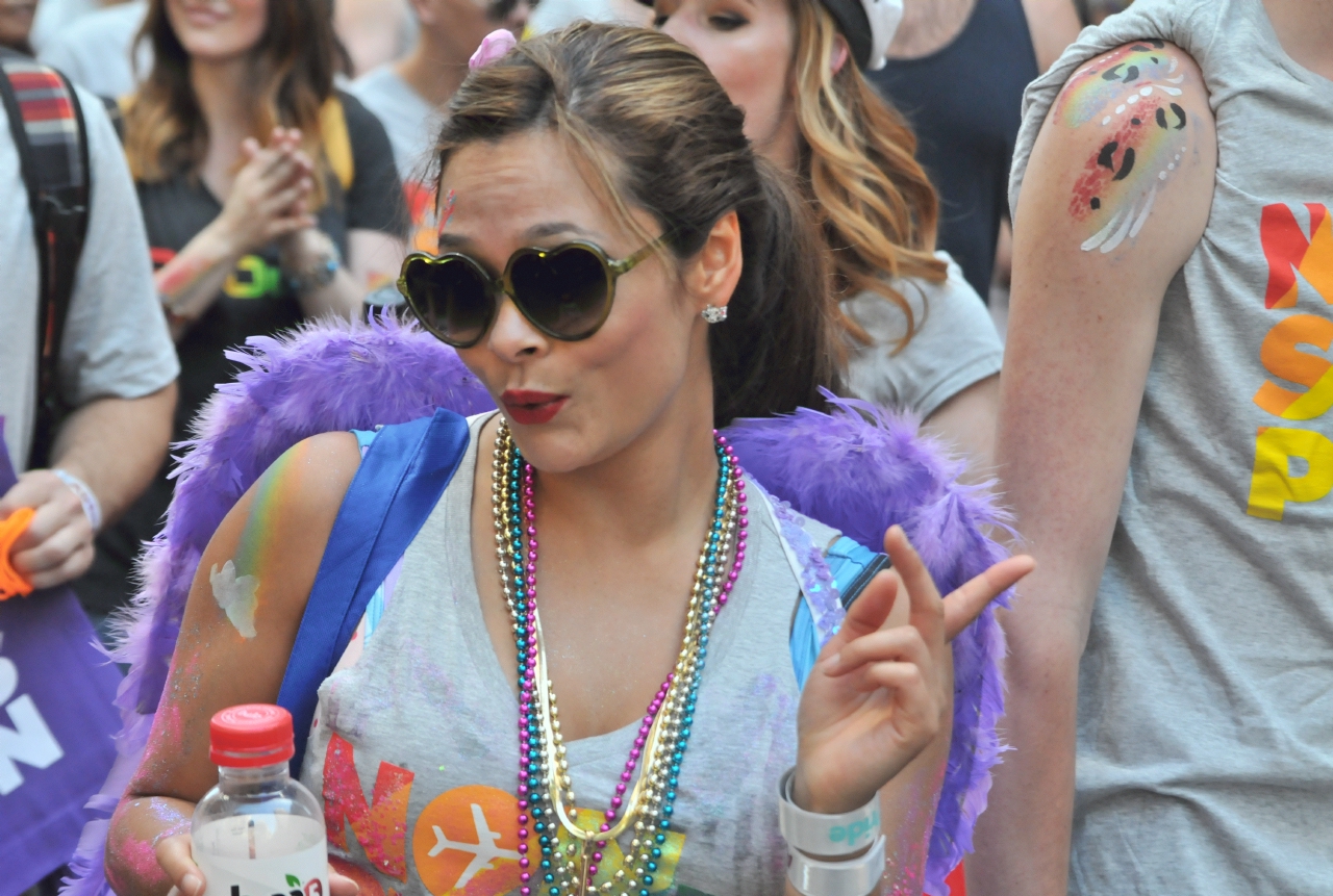 ./San_Francisco_Pride_Parade_20140629_112816_C14_6182.jpg