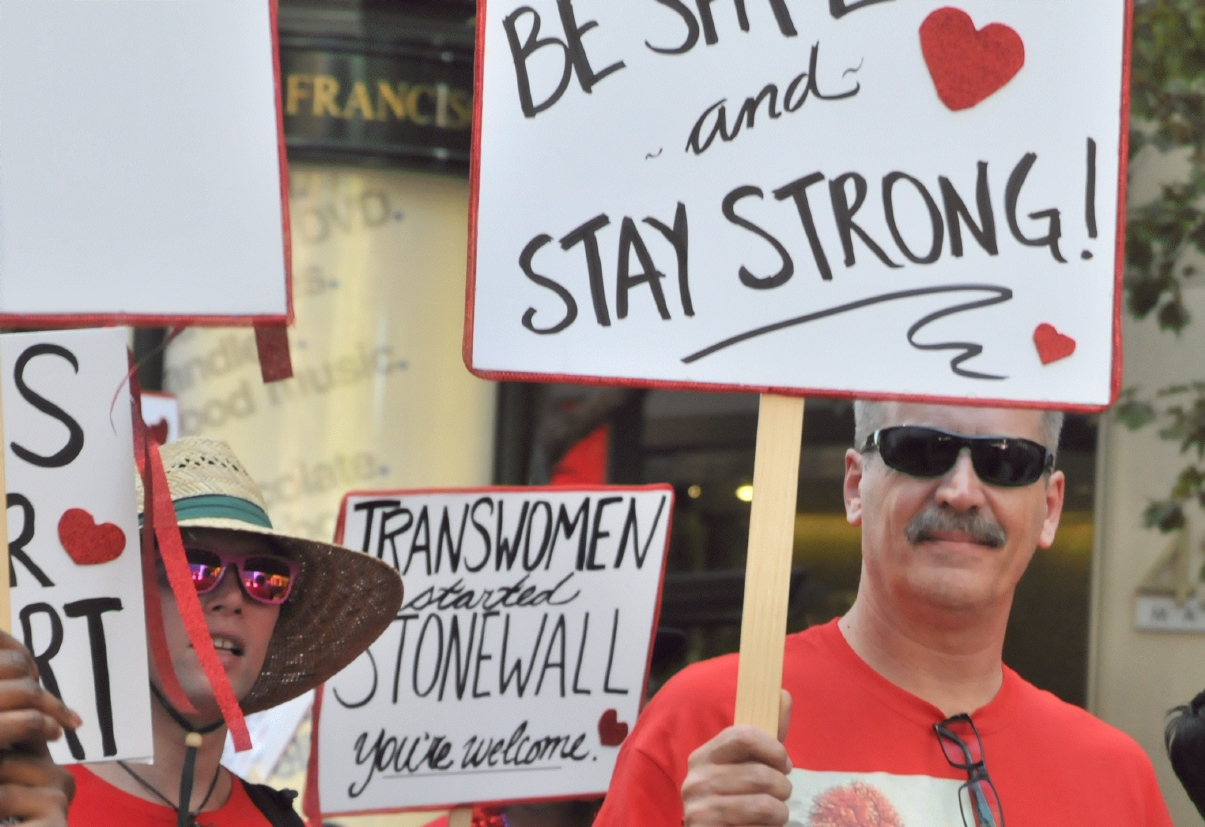 ./San_Francisco_Pride_Parade_20140629_110258_C14_5909.jpg