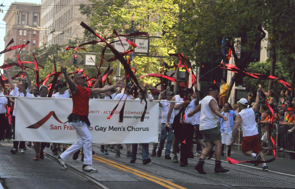 ./San_Francisco_Pride_Parade_20140629_104436_C14_5821.jpg