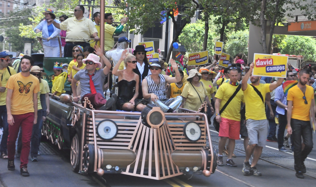 ./San_Francisco_Pride_Parade_20140629_120841_C14_6680.jpg