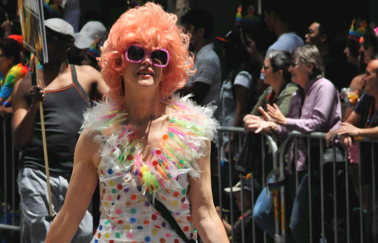 ./San_Francisco_Pride_Parade_20140629_130945_B14_1109.jpg