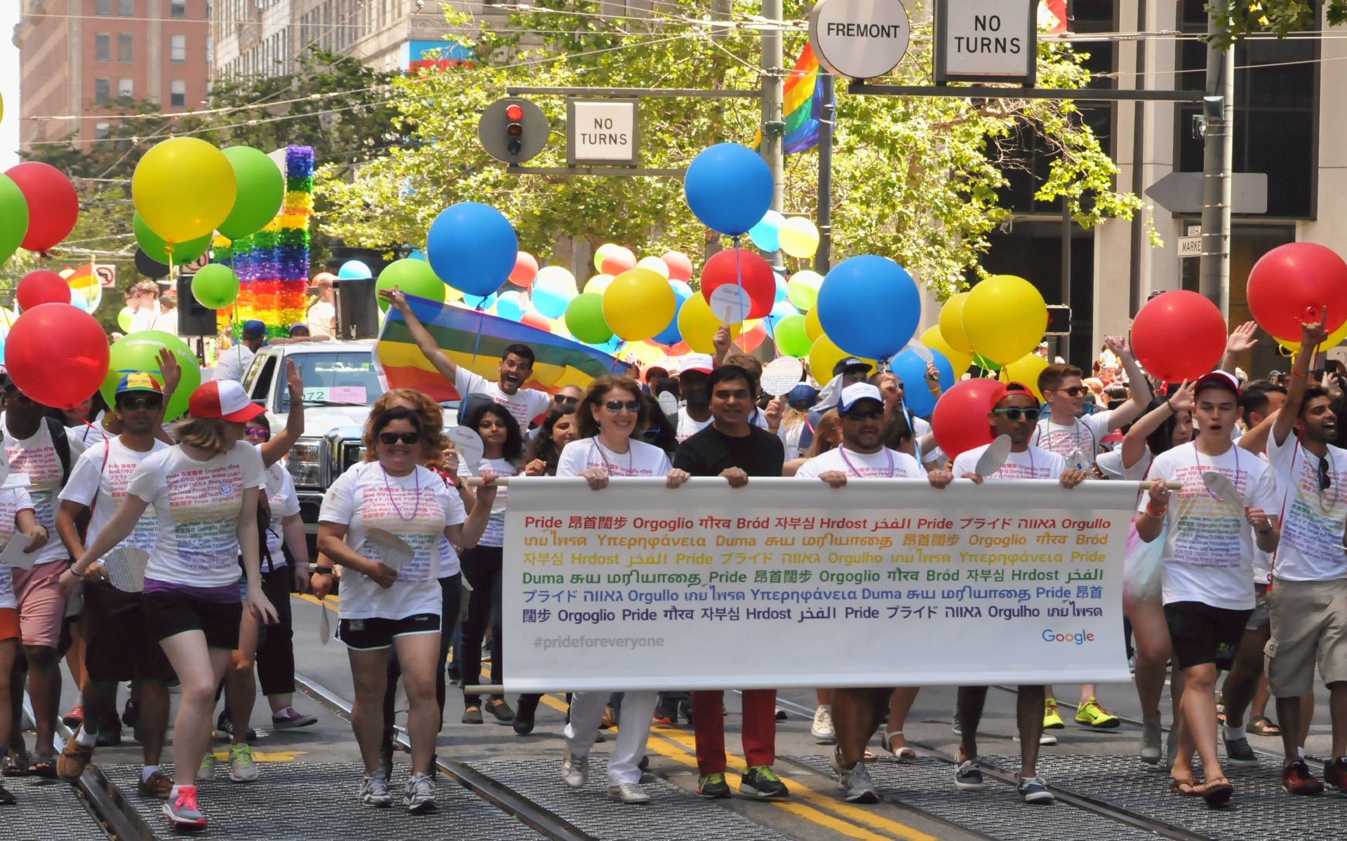 ./San_Francisco_Pride_Parade_20160626_120645_C16_6102.jpg