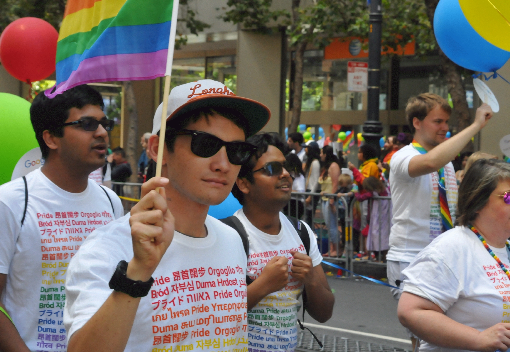 ./San_Francisco_Pride_Parade_20160626_120703_C16_6108.jpg