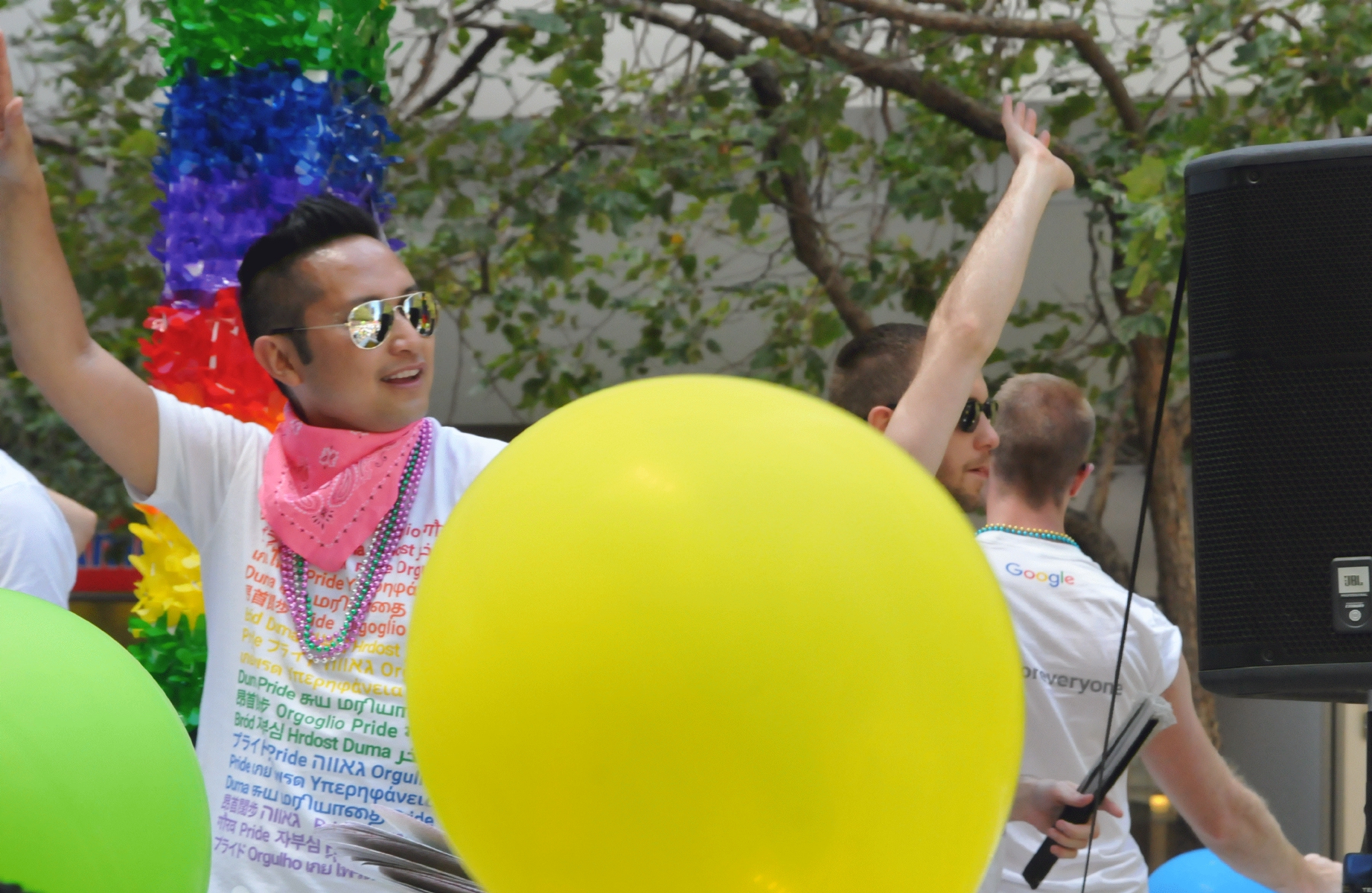 ./San_Francisco_Pride_Parade_20160626_120723_C16_6126.jpg