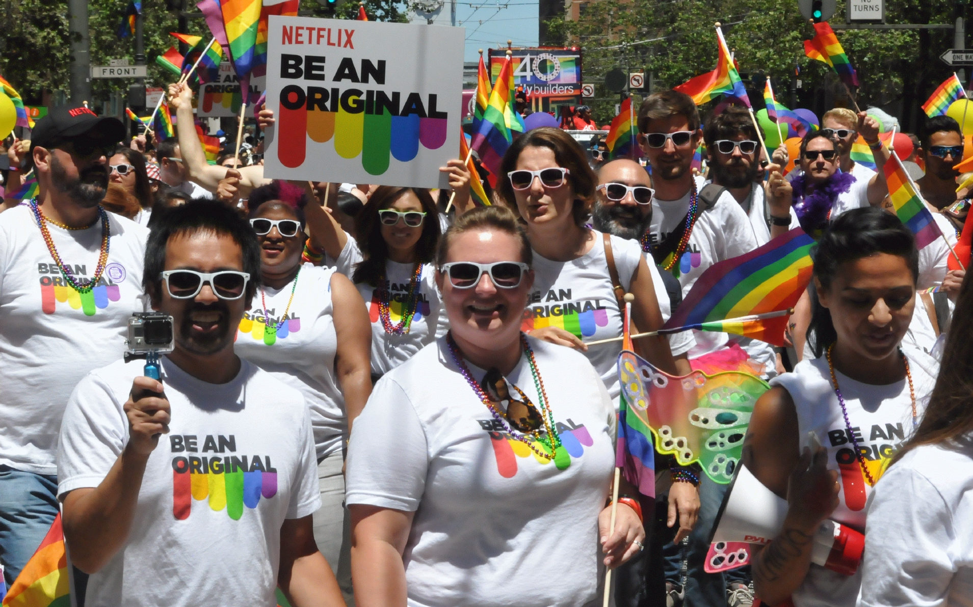 ./San_Francisco_Pride_Parade_20160626_135658_C16_7435.jpg