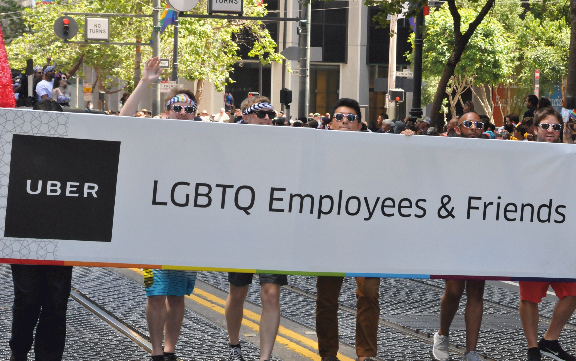 ./San_Francisco_Pride_Parade_20160626_121521_C16_6275.jpg