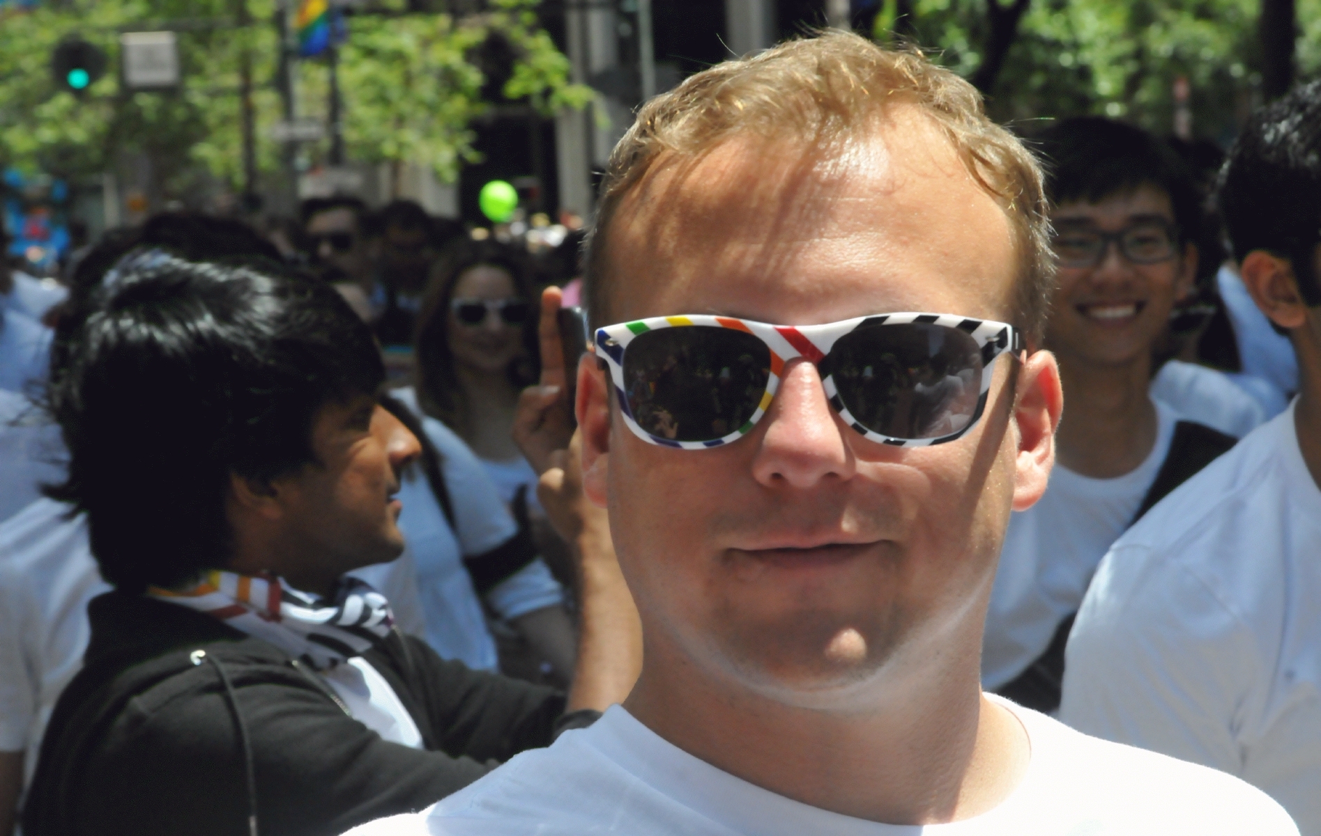 ./San_Francisco_Pride_Parade_20160626_121558_C16_6288.jpg