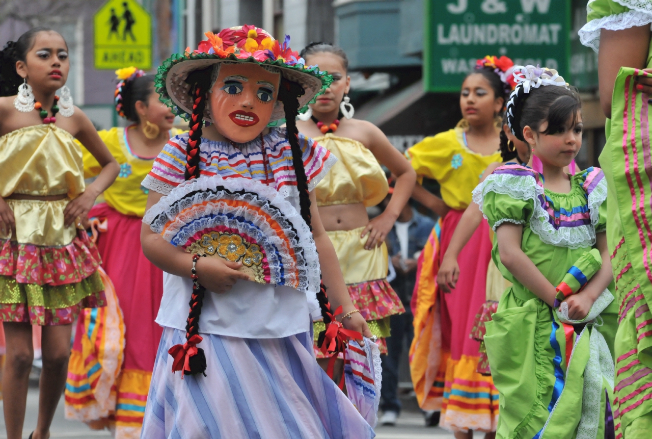 ./Carnival_San_Francisco_20120527_094946_B12_4505.jpg