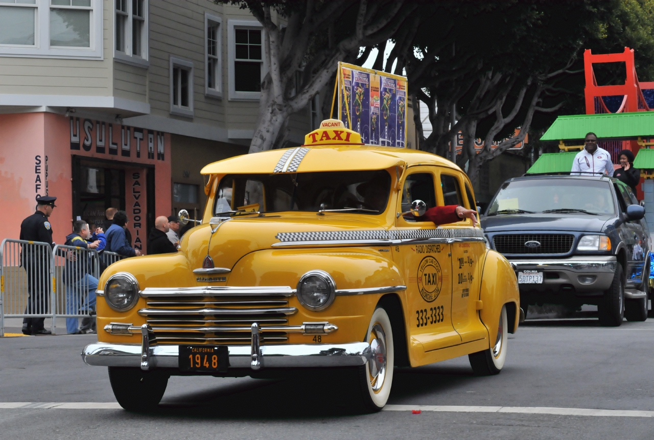 ./Carnival_San_Francisco_20120527_093458_B12_4437.jpg