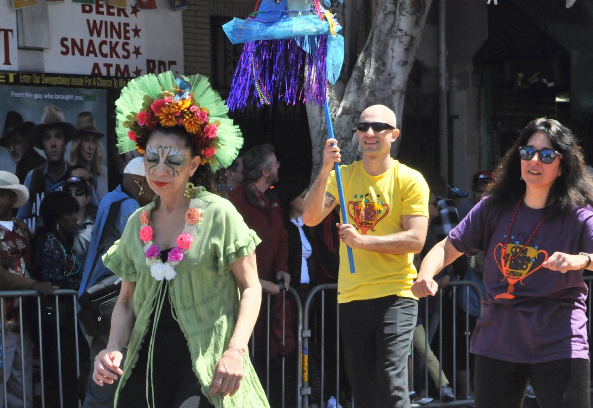 ./San_Francisco_Carnival_Parade_20140525_113048_C14_4868.jpg