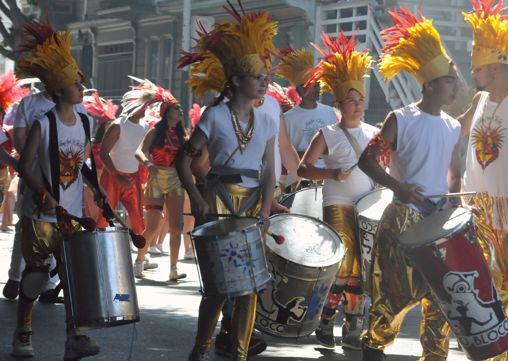 ./San_Francisco_Carnival_Parade_20160529_104248_C16_2314.jpg