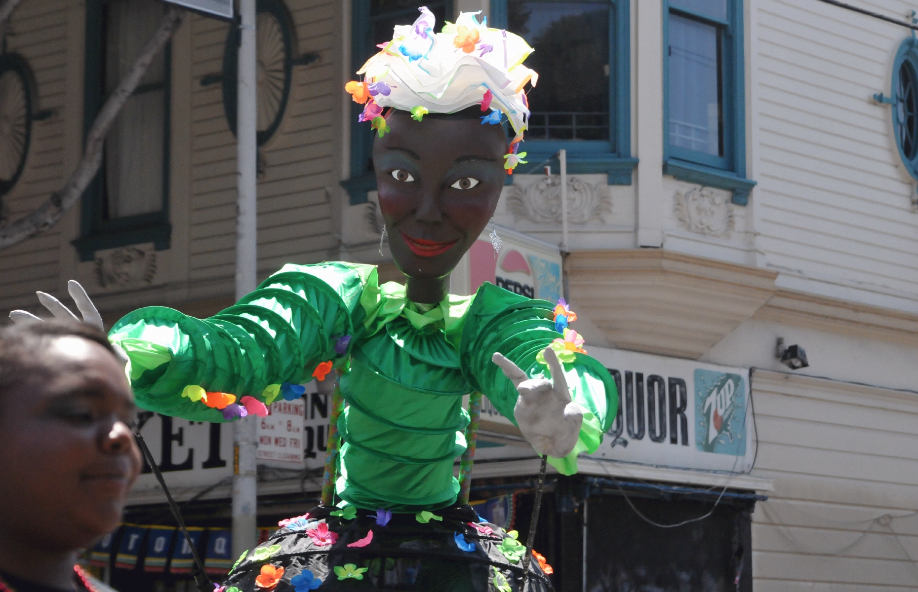 ./San_Francisco_Carnival_Parade_20160529_120754_C16_3582.jpg