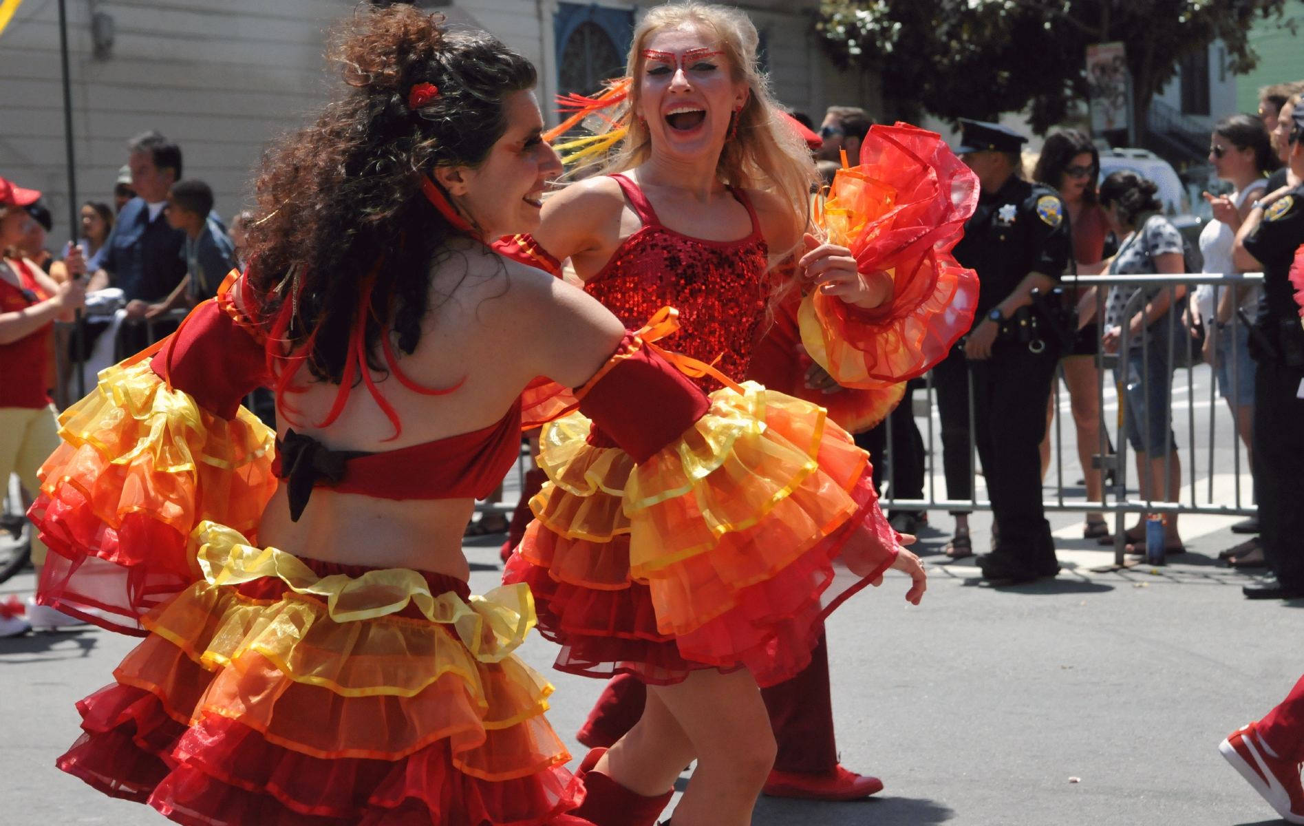 ./San_Francisco_Carnival_Parade_20160529_122228_C16_3807.jpg