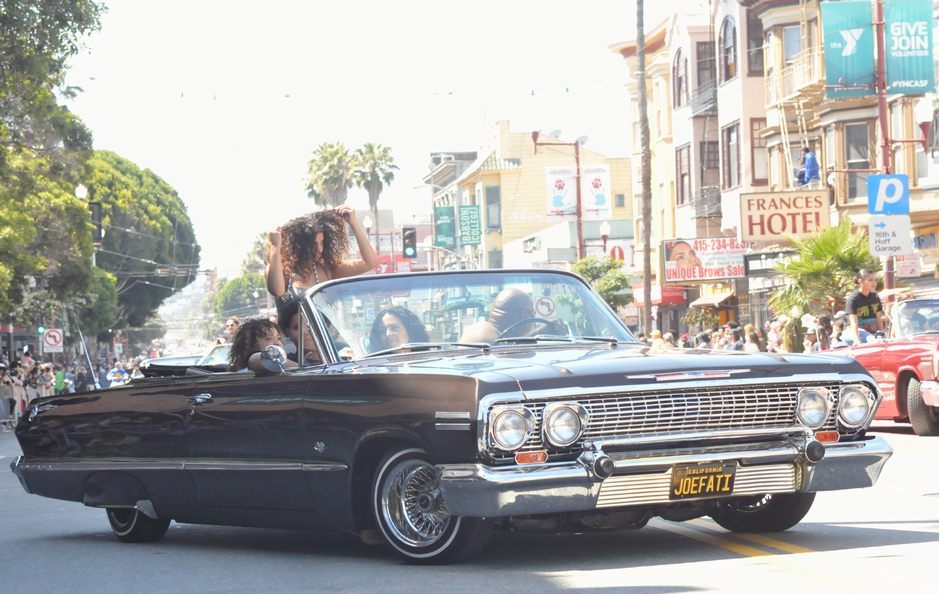 ./San_Francisco_2018_Carnival_Parade_20180527_105411_C18_3983.jpg