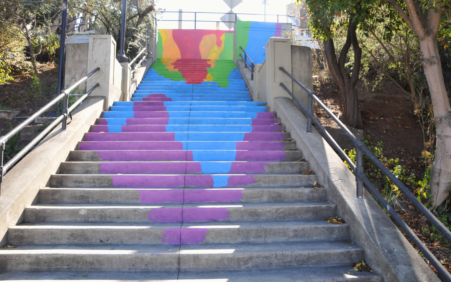 ./Rainbow_Stairs_20221025_133257_C22_1921.jpg