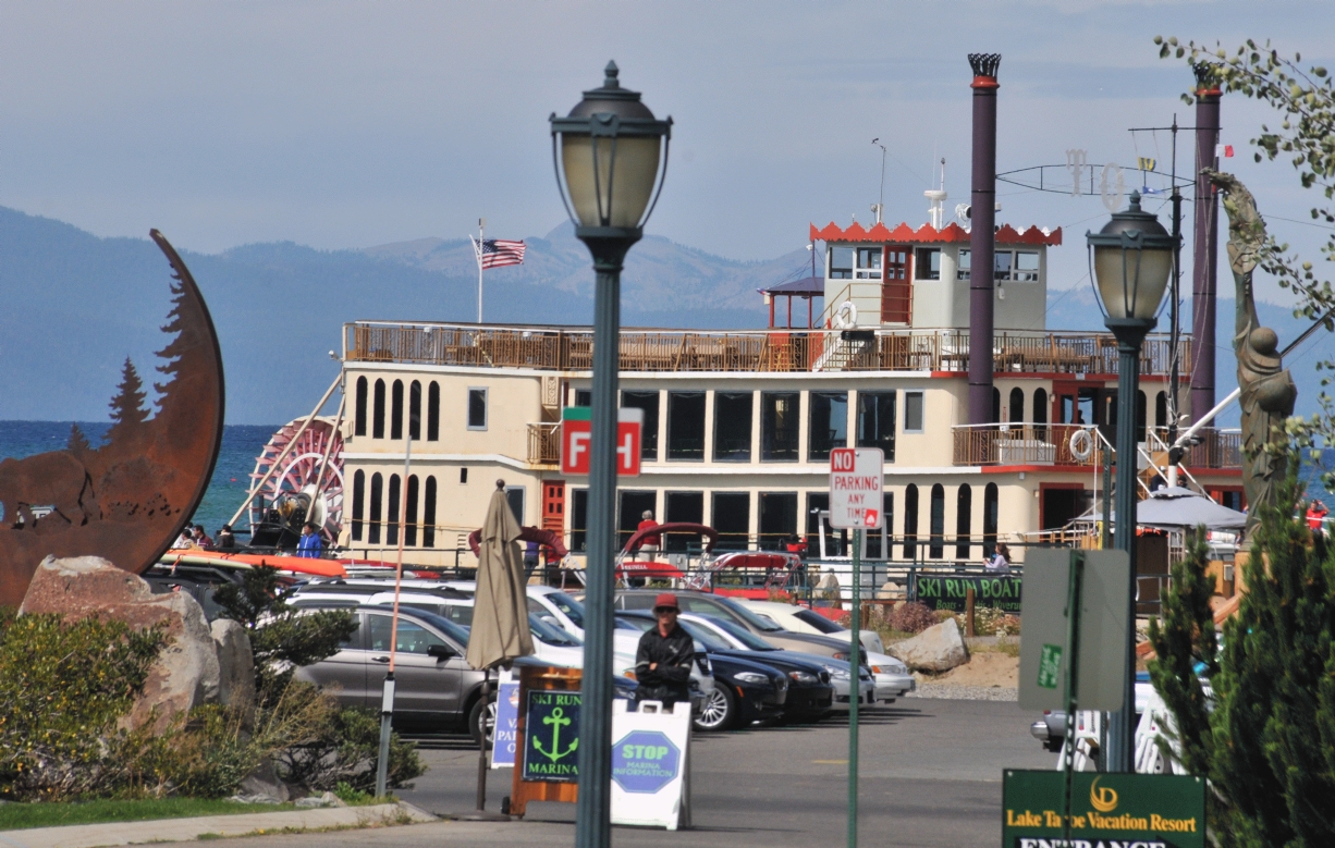 ./Lake_Tahoe_20110924_130749_TNT_1380.jpg