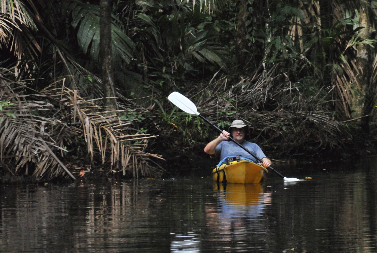 ./CanoeTripTurtleIslandLodgeCostaRica20080909_04_1527TNT.jpg