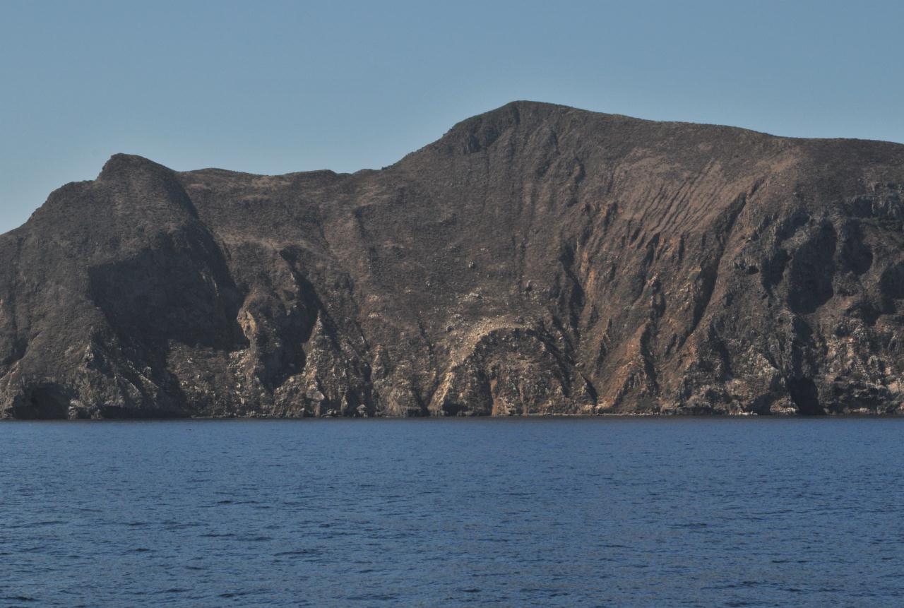 ./Anacapa_Island_Via_Boat_Tour_20101008_105007_8274BCX.jpg