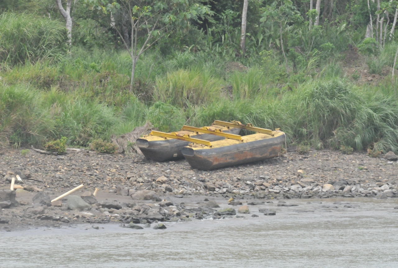 ./Panama_Canal_20140525_133905_T14_0719.jpg