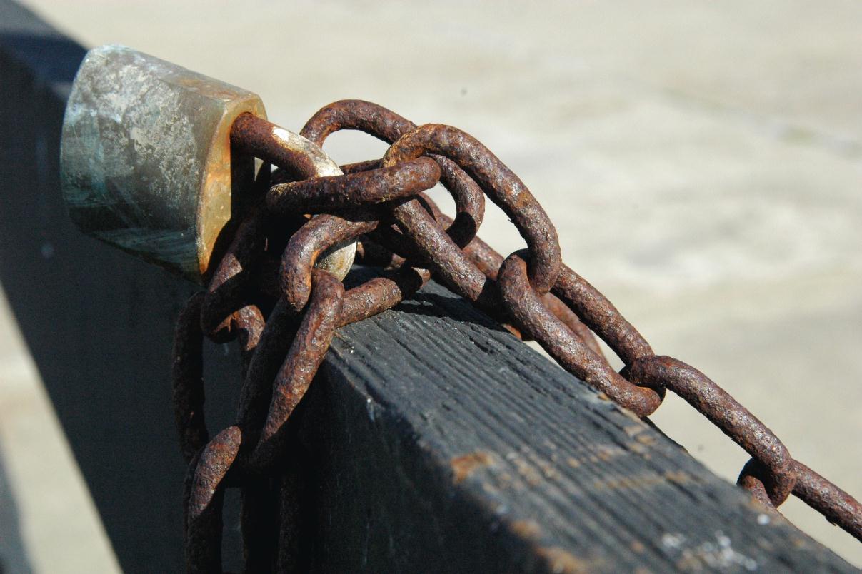 ./Rusted_Chain_20070000_03.jpg