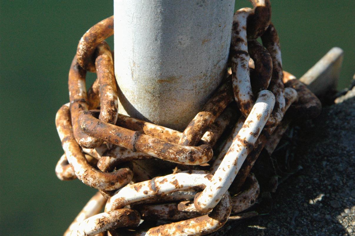 ./Rusted_Chain_20070000_05.jpg