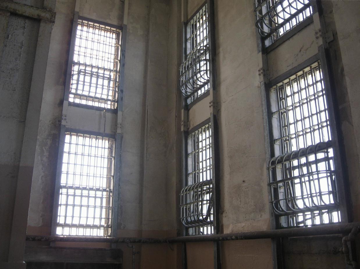 ./Prison_Window_20080608_110544_Alcatraz_Tour_DSC_0603DG.jpg