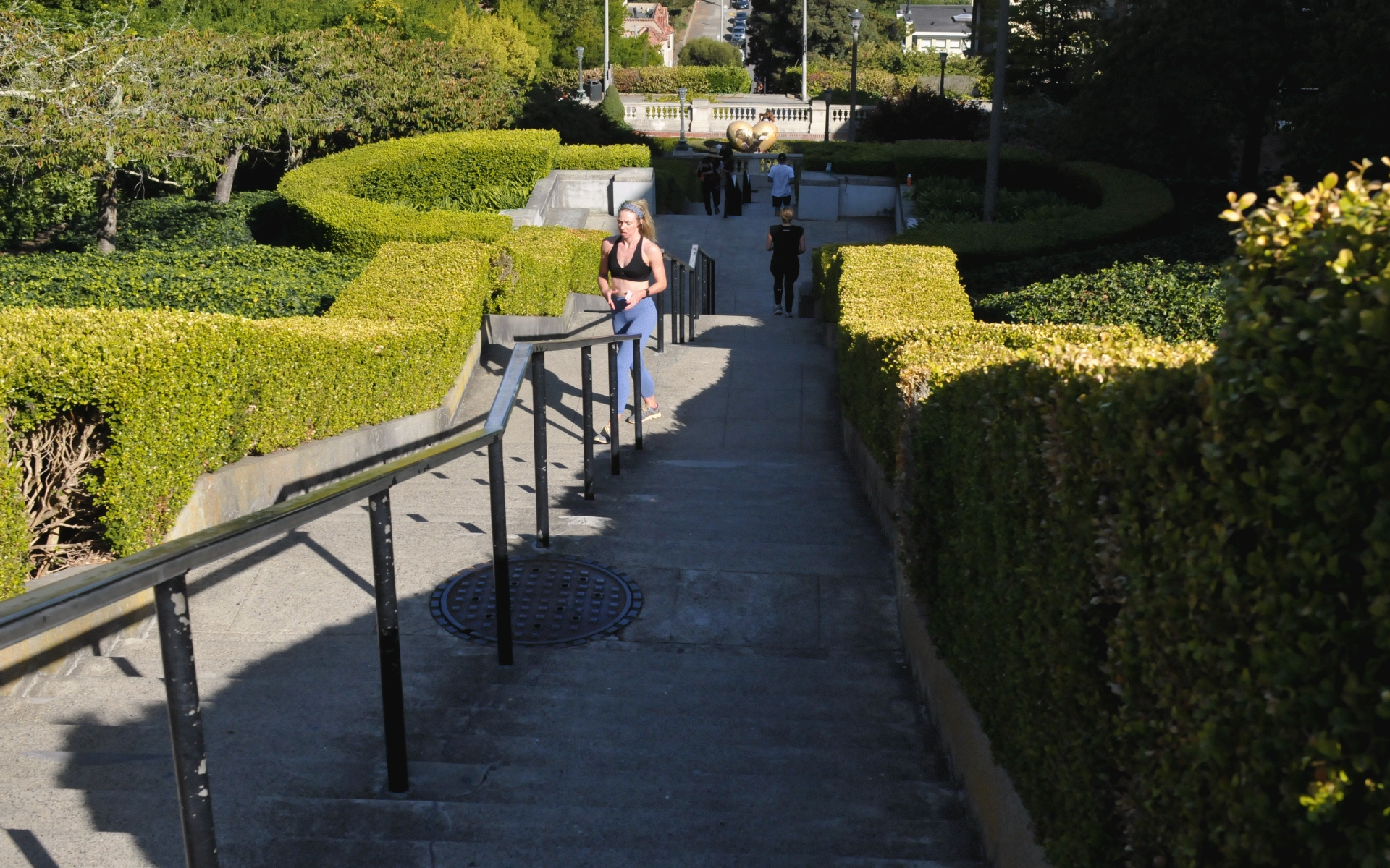 ./Lyon_Street_Stairs_20191012_103413_C19_4030.jpg