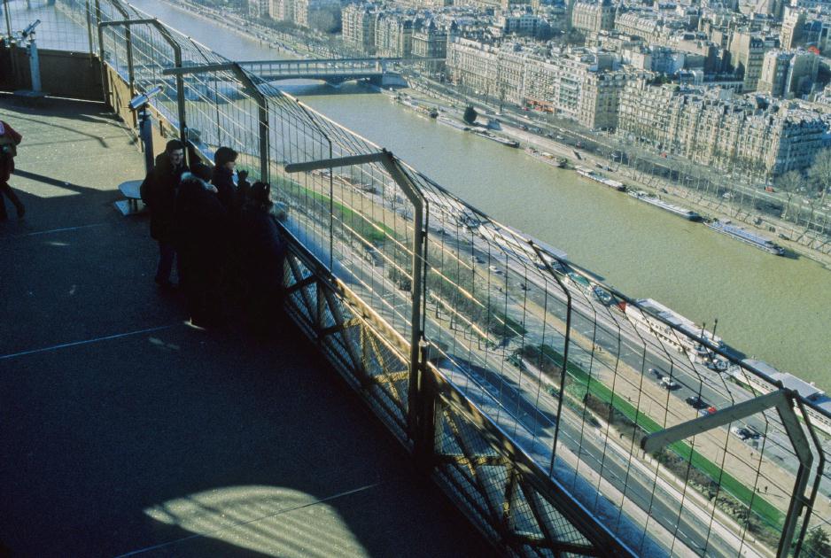 ./Eiffel1999_11.jpg