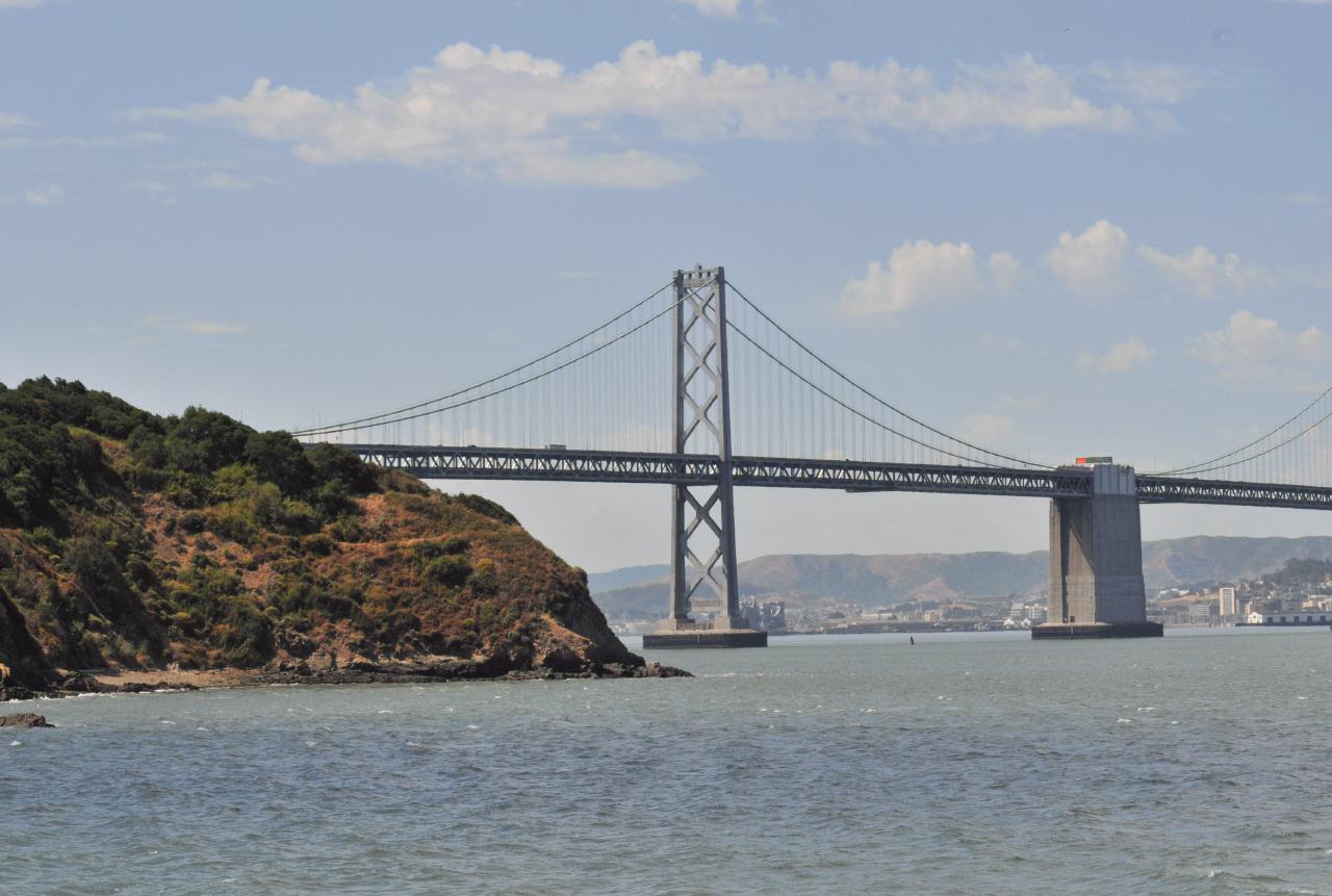 ./SFBayBridge20080621_104722_TreasureIsland_0312BCX.jpg