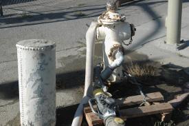 Fireplug20060000_06.jpg