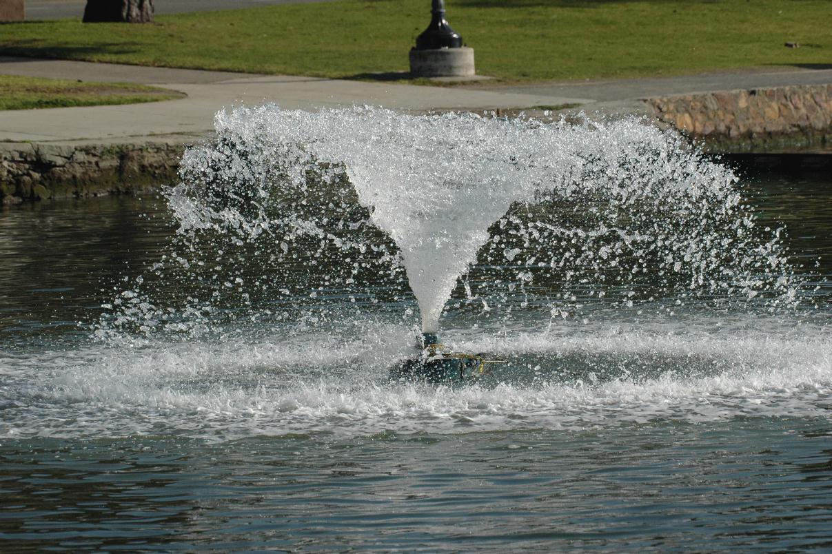 ./Fountain_20080216_140120_Lake_Merritt_Oakland_0647T.jpg