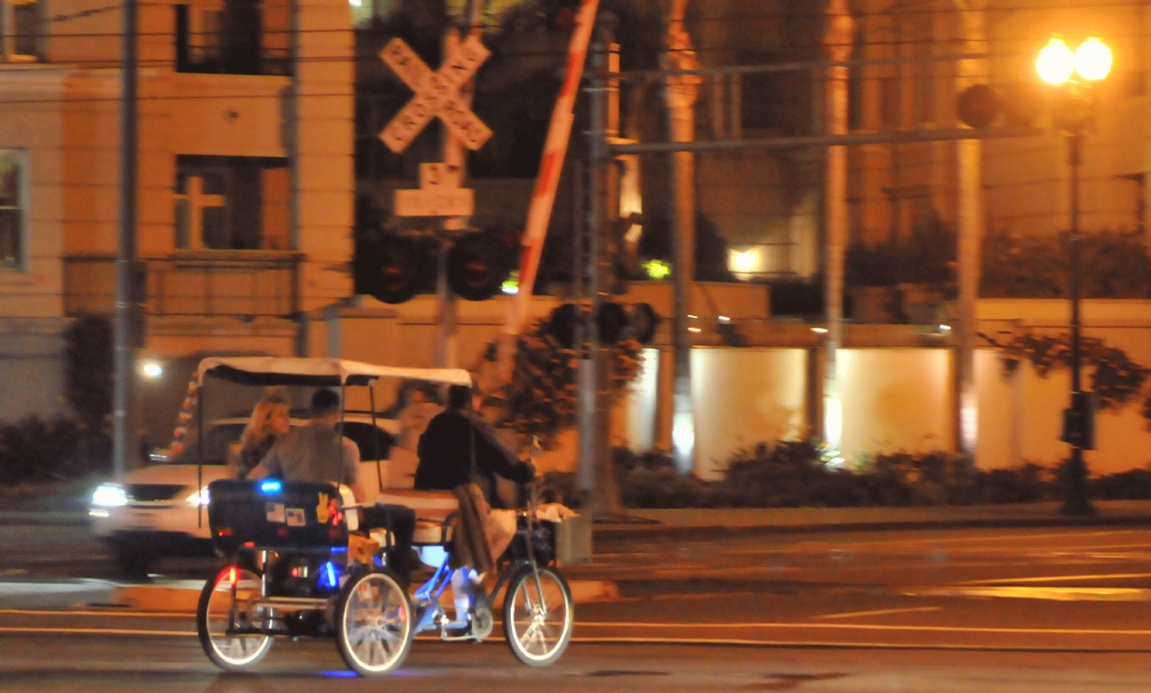 ./Cycle_Rickshaw_20101016_185012_Old_Town_San_Diego_California_BCY_1296.jpg