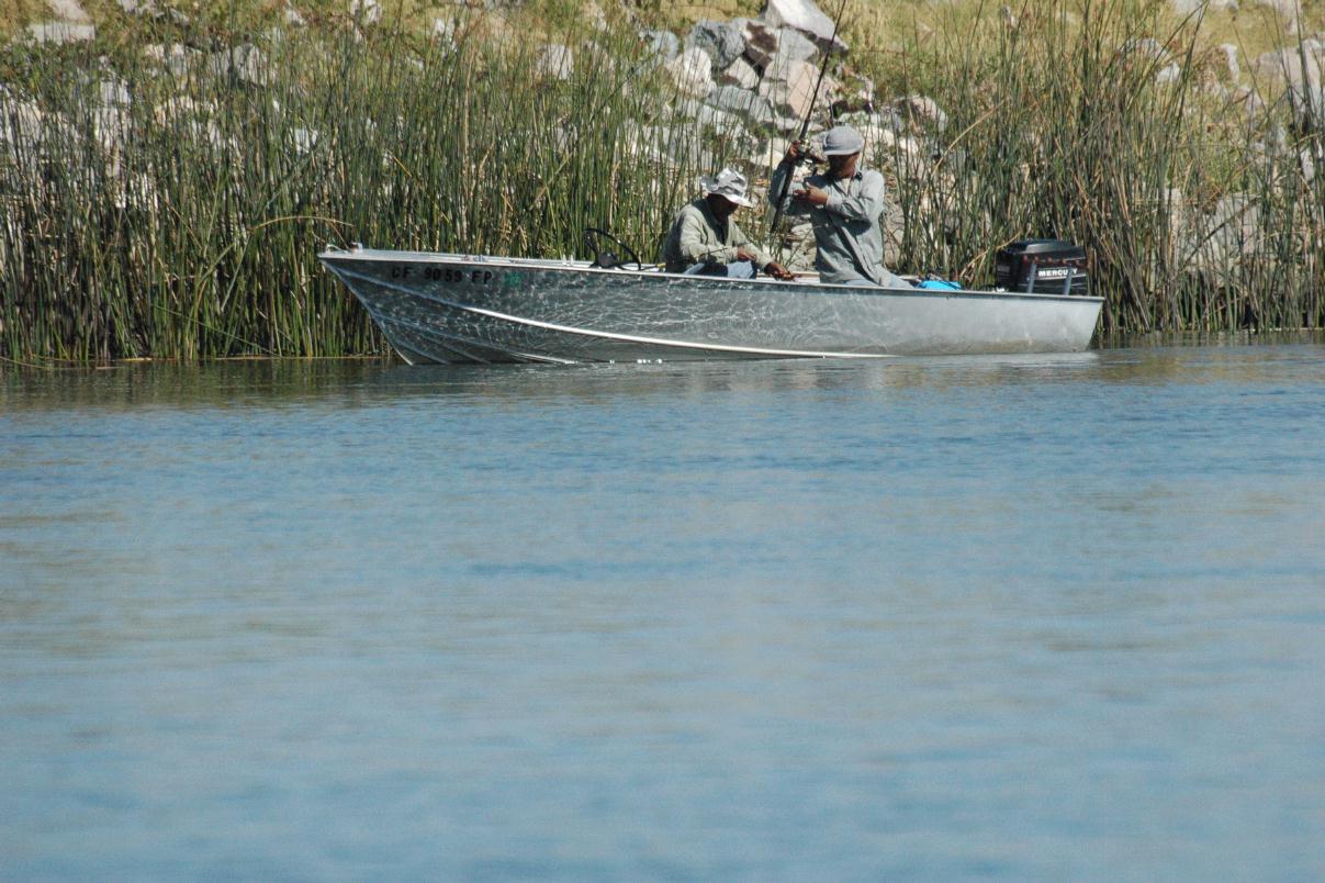 ./FishingBoat20070000_SactoDelta_02T.jpg