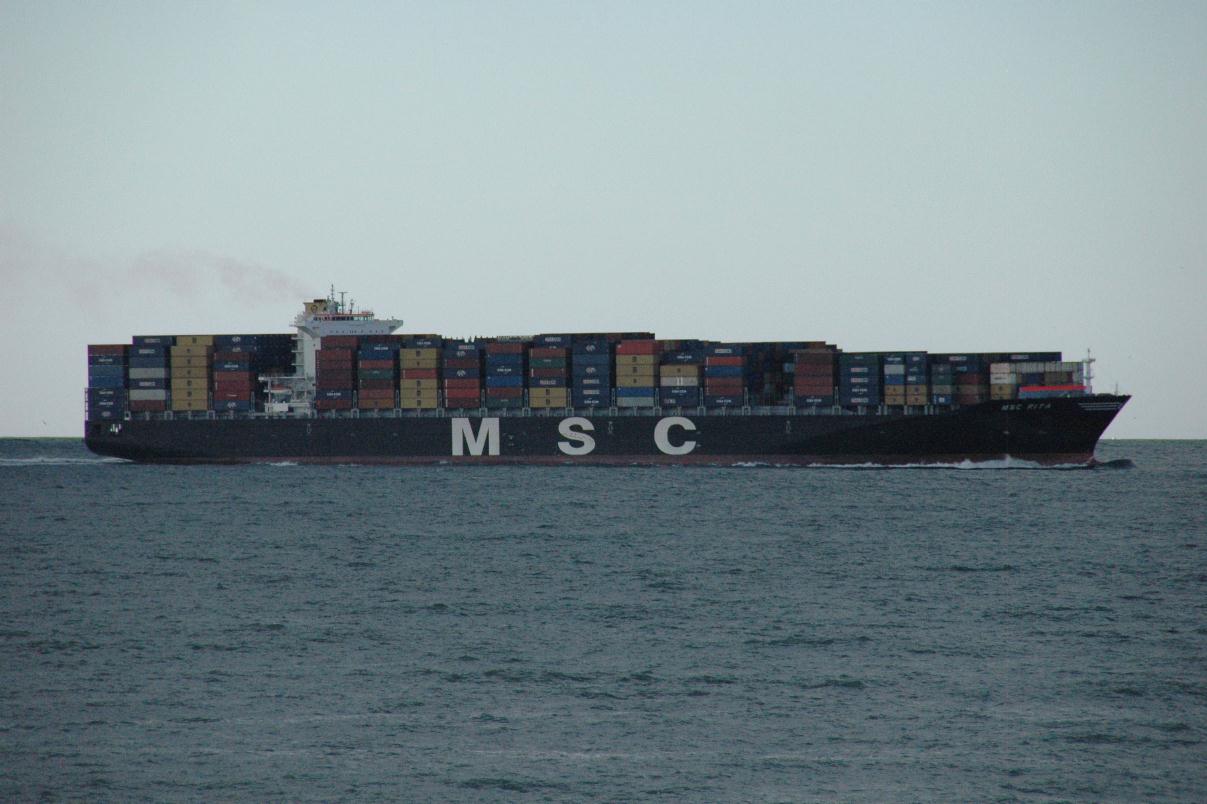 ./Container_Ship_20060000_03.jpg