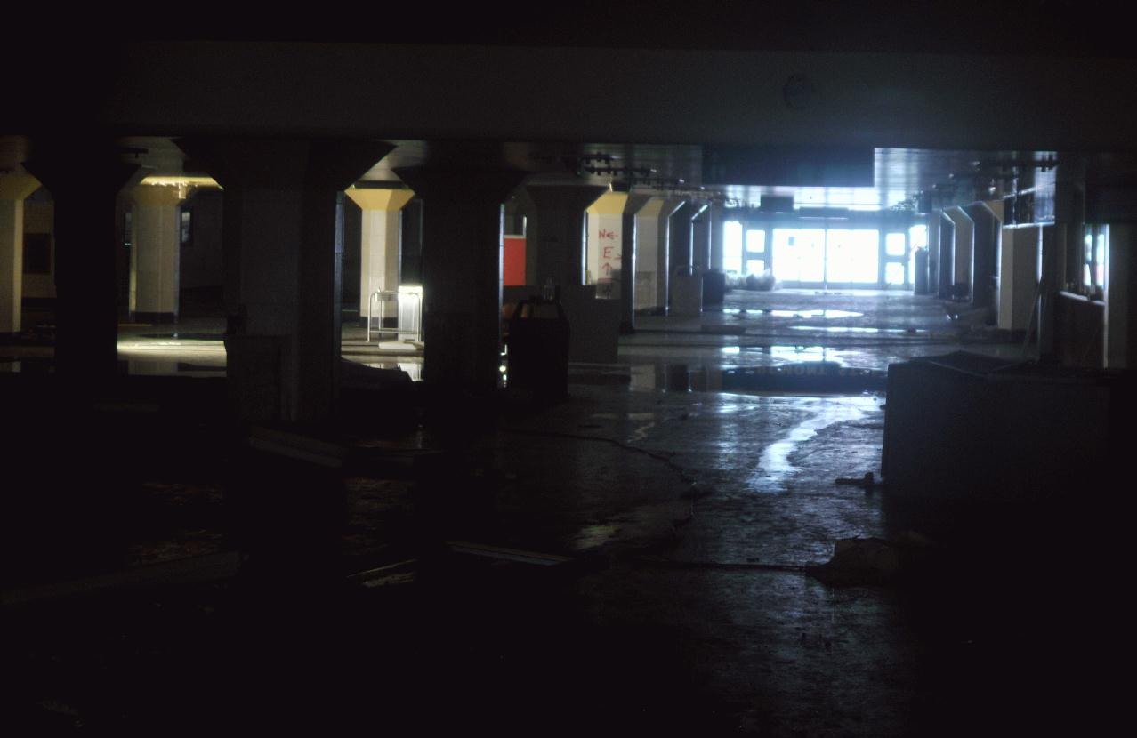 ./Old_Transbay_Terminal_Teardown_20101029_134521_BCY_2803.jpg